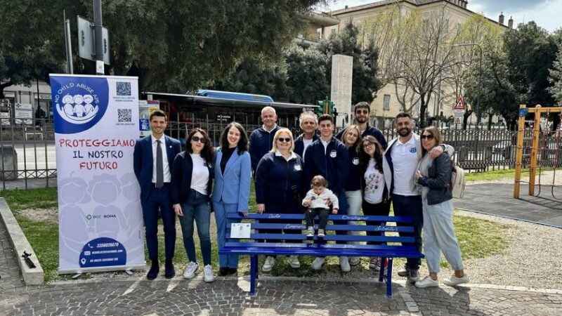 Tivoli inaugura la Panchina Blu nel segno dell’ascolto e della lotta contro gli abusi sui minori