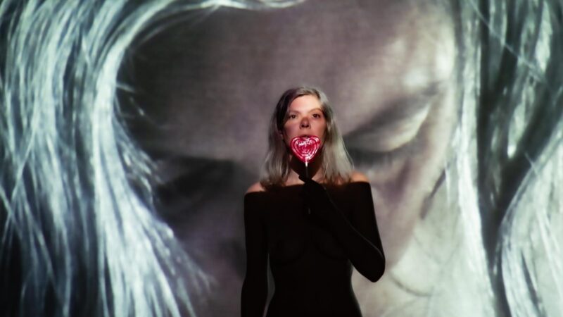 A Montecelio in scena “Materiale Incandescente” con Raffaella Tomellini